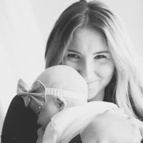 Meet your Posher, Patty - Picture 1 of 1